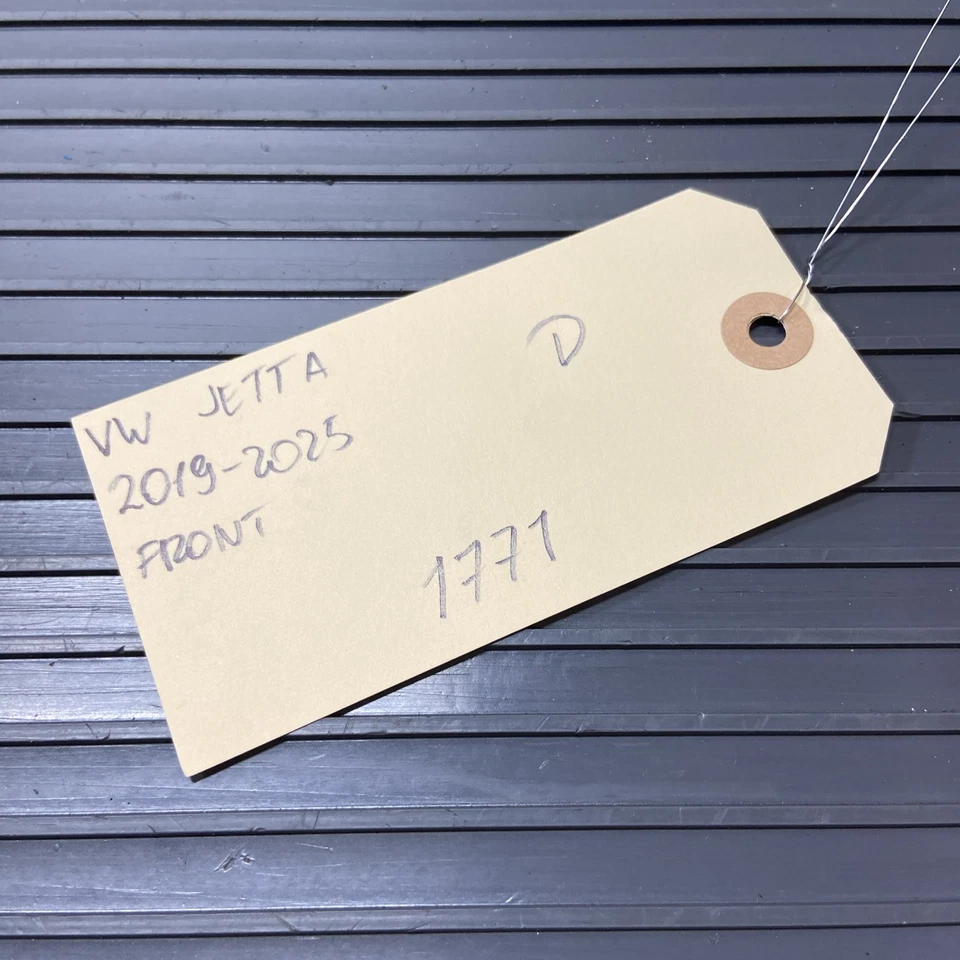 Soporte radiador delantero Volkswagen Jetta 2019-2025 OEM 17A805588E *NOTA* Foto 2 de 4