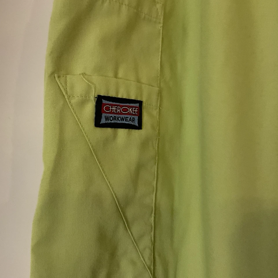 Cherokee Workwear Scrub Pants And Top Green SZ XL - Image 2 of 4