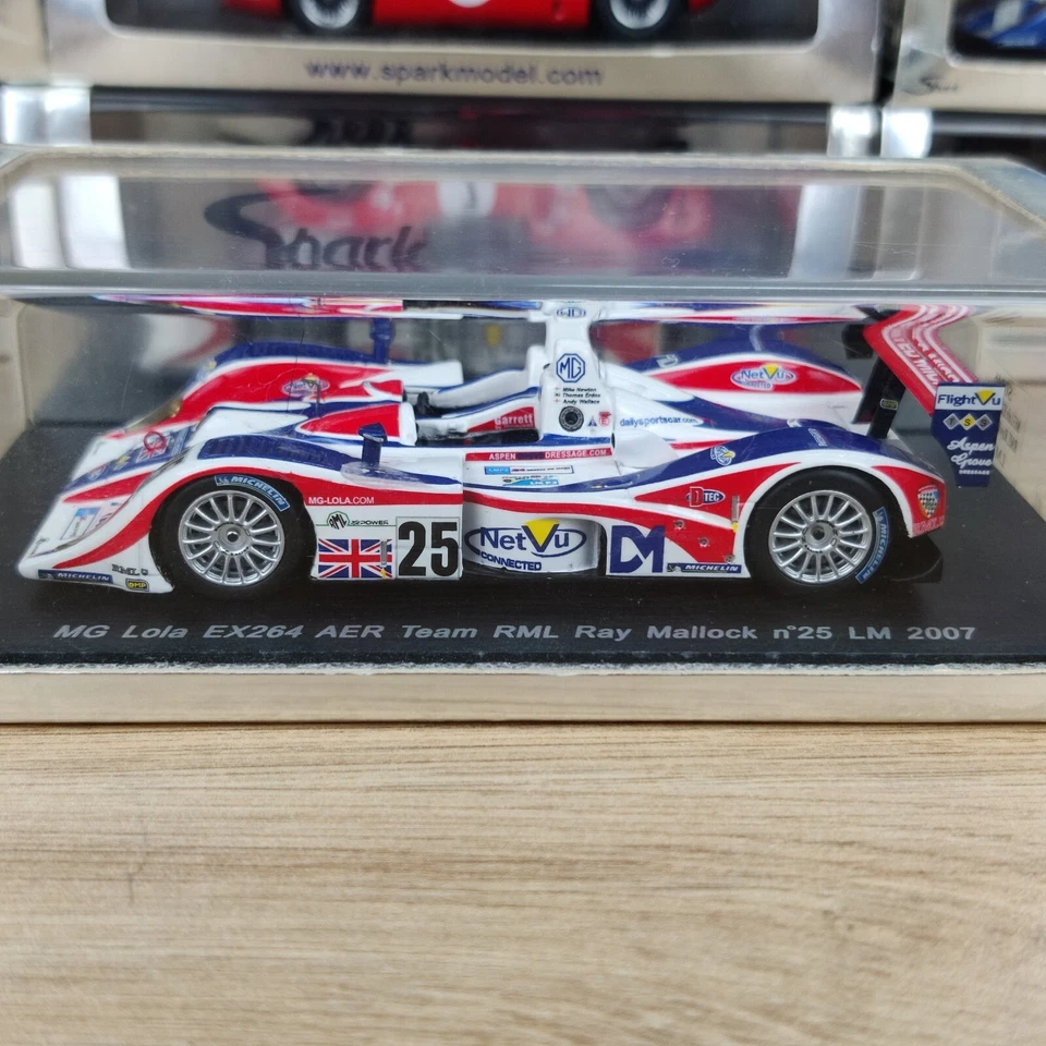 SPARK MG LOLA EX 264 AER TEAM RML #25 LM 2007 ERDOS;NEWTON;WALLACE 1:43 S0246 - Immagine 2 di 4