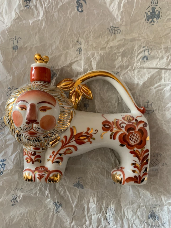 Carafe Lion Impérial porcelain - 1744 St PETERSBURG - Photo 1/4