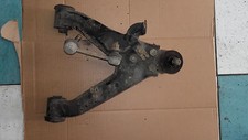 Triangle de suspension Mitsubishi PAJERO