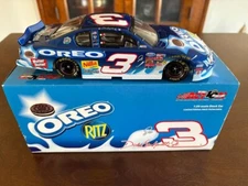 Dale Earnhardt Jr. 2002 Monte Carlo Oreo Action Racing 1/24 Bank Diecast Car