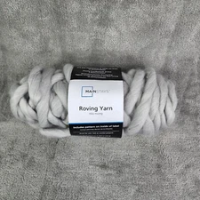 Gray Mainstays Roving Yarn Hilo 100% Acrylic 26 yards knitting crochet