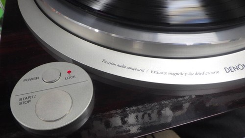 DENON DP-59L Quartz Direct Drive Turntable Auto Lift Dynamic Servo Tonearm Works - Picture 4 of 10