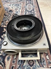 Kodak Ektagraphic III E Plus Slide Projector. With Remote Control and Slide Tray