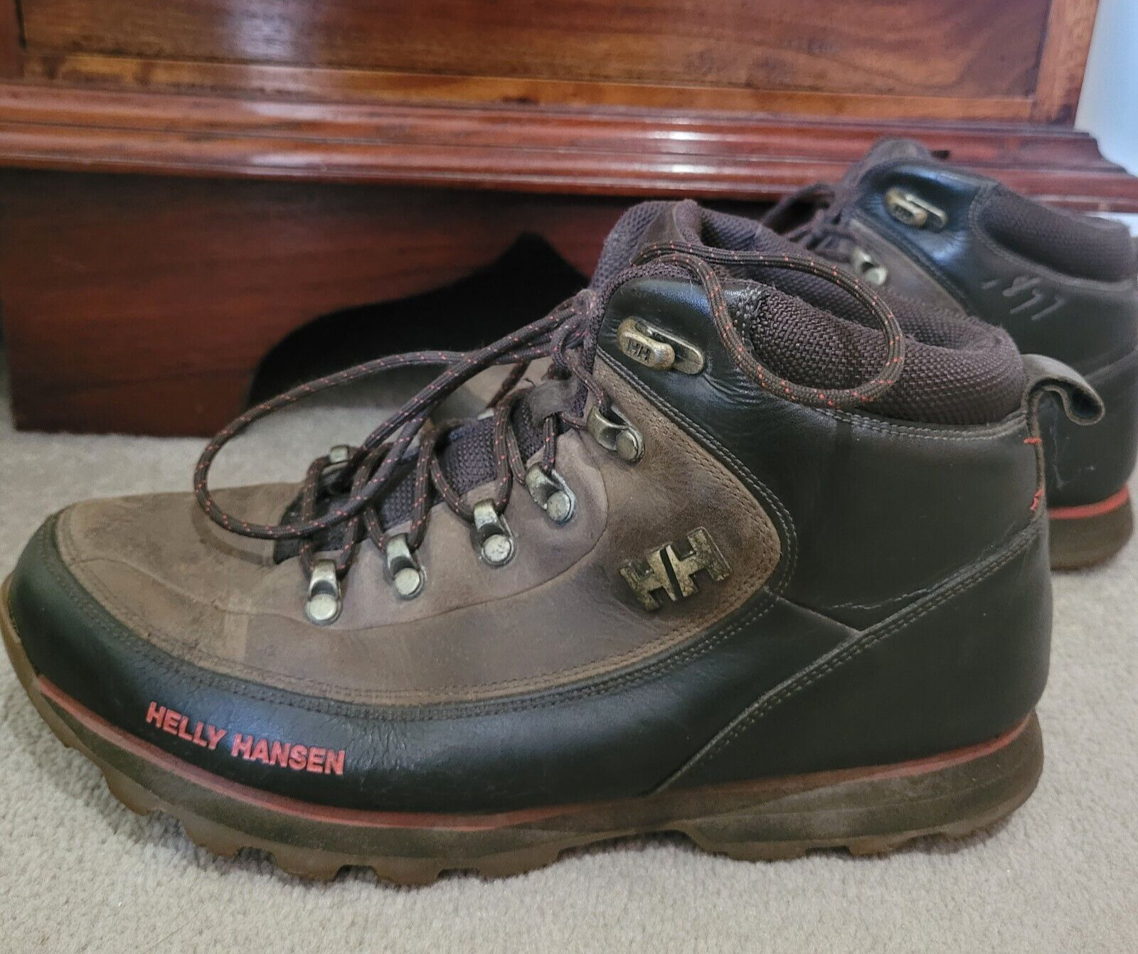 Botas impermeables para caminar/senderismo HELLY HANSEN 'The Forester' de cuero marrón Reino Unido 7,5