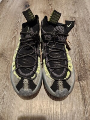 Size 11 - Nike ISPA Sense Flyknit Black/SeaFoam SMOK 2022
