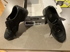 Etonic Difference 2000 Black size 8.0 Wide Used