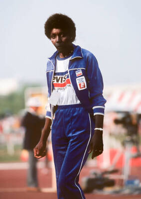Evelyn Lewis walks infield track stadium National Sports Festi- 1982 Old Photo