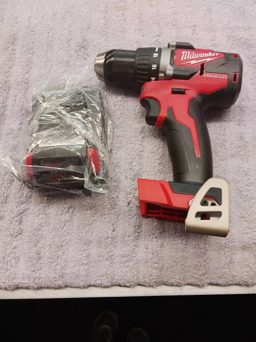 Compact milwaukee drill sale