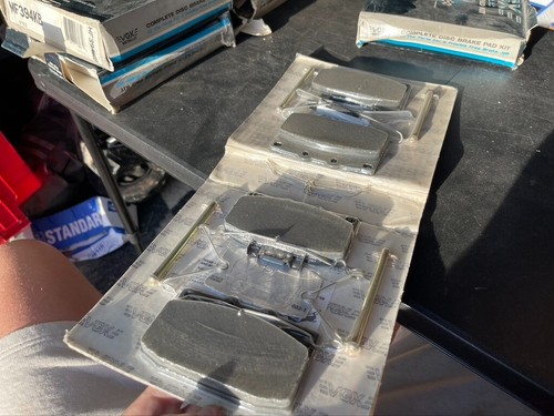 VGX MF331K Brake Pads & Hardware BRAND NEW - Make Offer!! - Picture 2 of 2