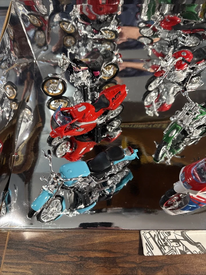 Colección de 9 motocicletas Maisto 1997 1:18 Kawasaki BMW Suzuki Honda #82835 Foto 2 de 4