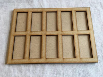 5x2 Laser Cut Movement Tray. 20 mm x 40 mm Kavallerie Basis. Tischplatte Wargaming
