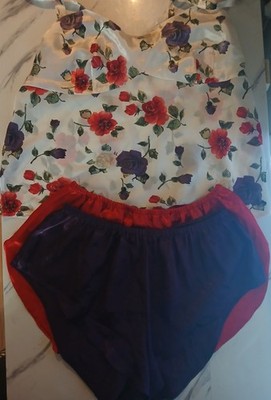 Red Rose Shorts & Cami  Pajama Set Size Large- 3 Piece Romantic Floral PJ