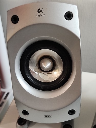 Logitech Z5500 THX Surround Sound Speakers * Tested * - Picture 2 of 9
