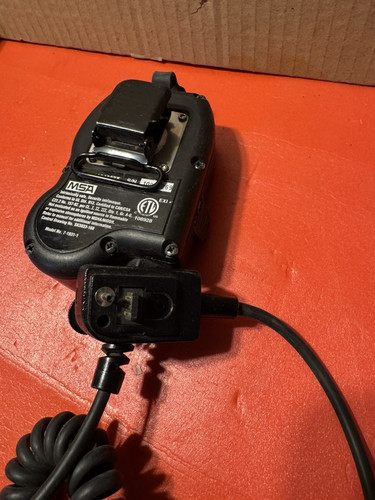 MSA MODEL 7-1831-1 TWO WAY RADIO MICROPHONE WITH CLIP. Fast free shipping. - Picture 12 of 14