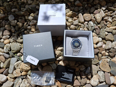 TIMEX Q Dégradé - Vintage Reissue - japanese quartz movement and faceted crystal