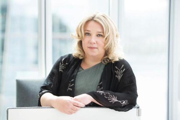 Thumbnail - Eleanor Oliphant Is Completely Fine | Gail Honeyman | Taschenbuch |