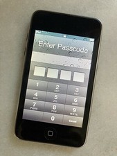 Apple iPod touch 2nd Gen. 8GB - Black MB528LL/A 