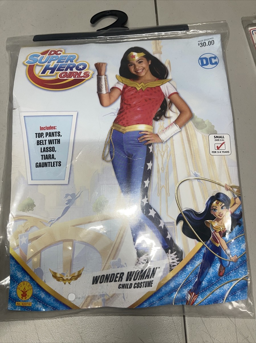 Wonder Woman Gauntlets DC Superheroes Wonder Woman Gauntlets DC Superheroes