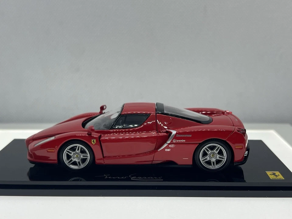 Kyosho - Ferrari Enzo Test Car - Scala 1/43 - Cod. 05001T - Immagine 3 di 4