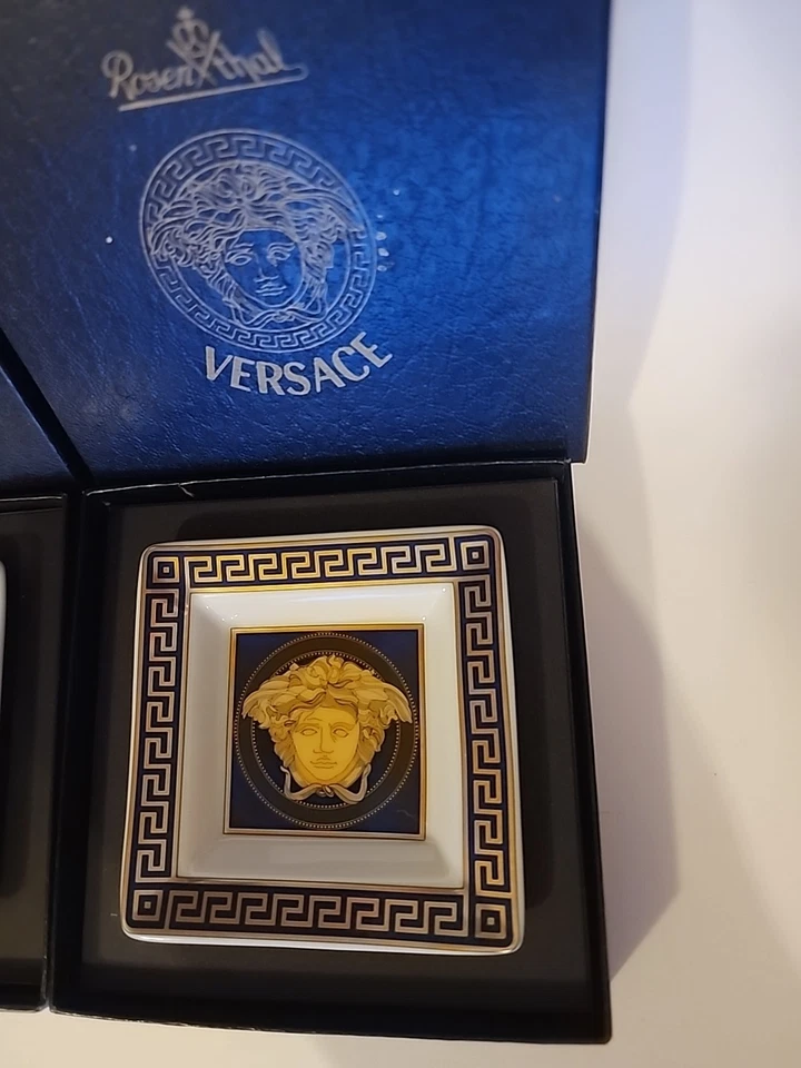 Versace Rosenthal Red An Blue Medusa Porcelain Gala Small 8 cm 3.15"both For 260 - Image 2 of 4
