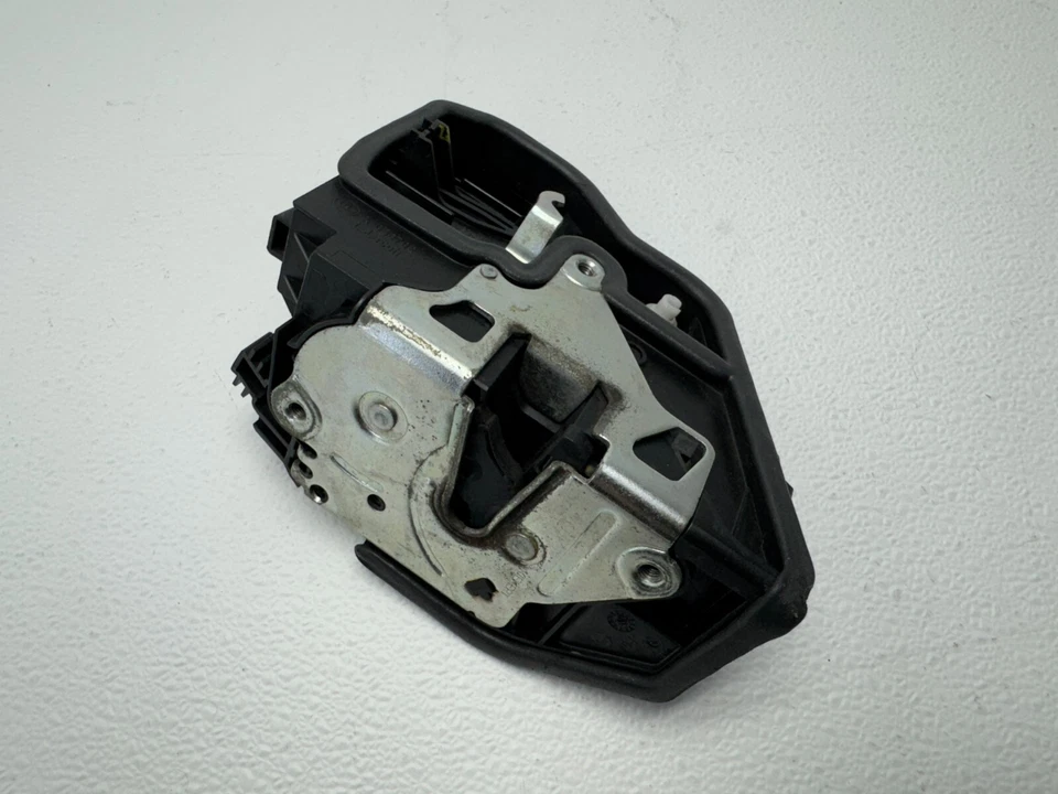 2011-2018 MINICOOPER COUNTRYMAN ПЕРЕДНЯЯ ПРАВАЯ БОКОВАЯ ДВЕРЬ ЗАМОК ЗАЩЕЛКА ПРИВОД OEM - Изображение 3 из 4