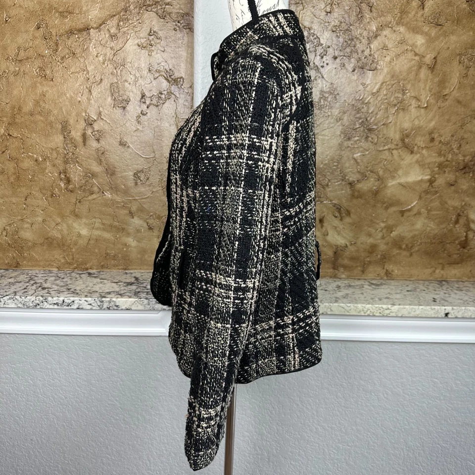 Chaqueta de tweed Sandro Boucle para mujer grande negra marrón carrera profesional SIN CINTURÓN Foto 3 de 4