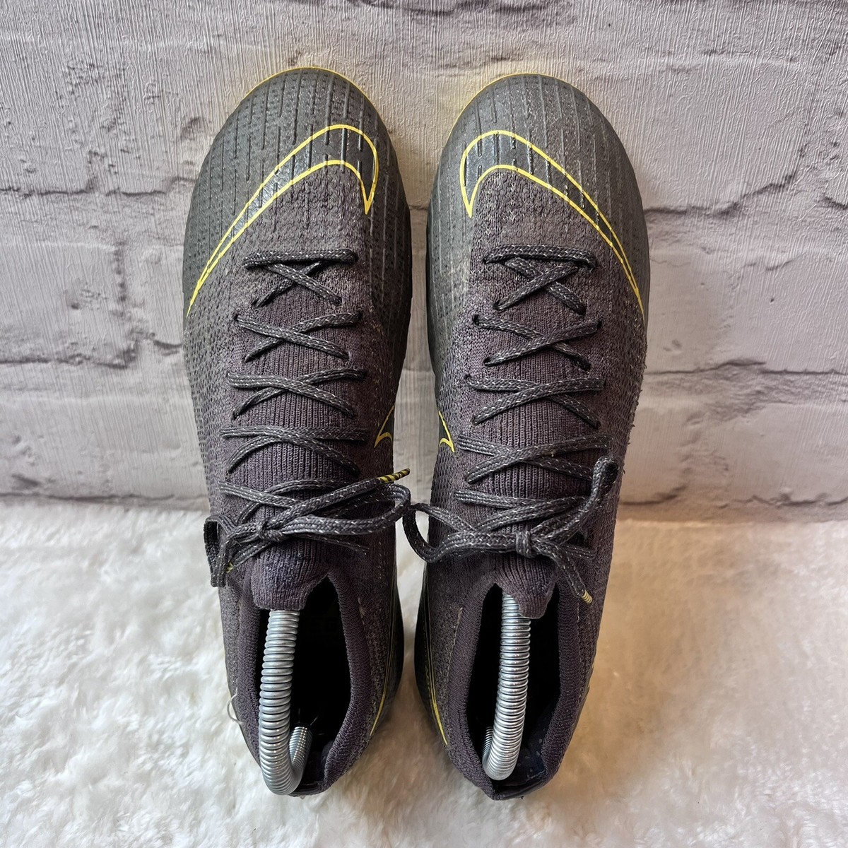 Mens Nike Mercurial Vapor 12 Elite SG Pro Football Boots