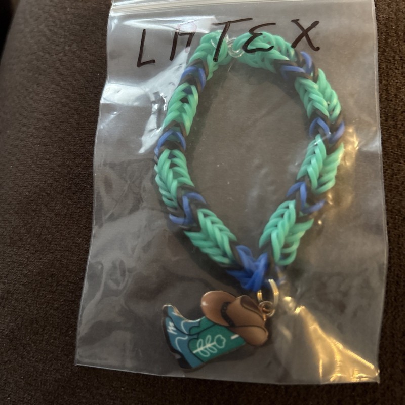 Loom Band 1-Charm Latex Handmade Bracelet, Individually Bagged 