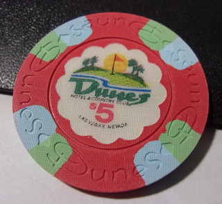 DUNES HOTEL & COUNTRY CLUB $5 hotel casino gaming poker chip Las Vegas NV
