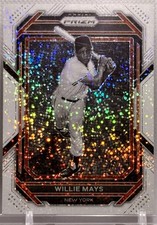 2023 Panini Prizm - Willie Mays #211 White Sparkle Prizm