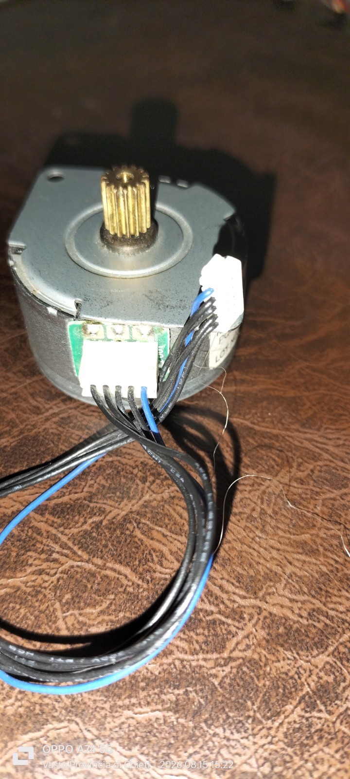 Motore Stepper Mitsumi M42SP-5P