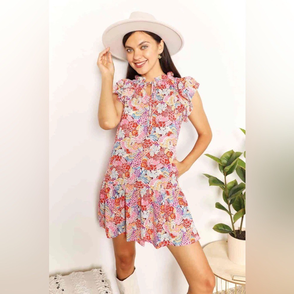 NWOT Dokotoo Pink Floral Double Take Ruffle Boho Dainty Mini Dress M Medium (A6)