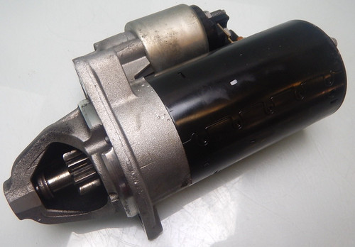 BMW 520i 184PS / F10 / ANLASSER STARTER / 7638194 / 0001138058 (CM5)