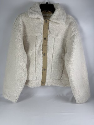 Universal Thread Women's Sherpa Jacket cream size Small 