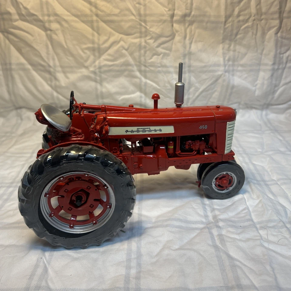 1/16 Ertl 1956 Farmall 450 Tractor 50th Anniversary Edition Precision  - Image 2 of 4
