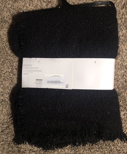 *TIME AND TRU* RUANA *TWO WAYS TO WEAR SHAWL*BLACK/GLITTER FRINGED SCARF WRAP* - Bild 2 von 2