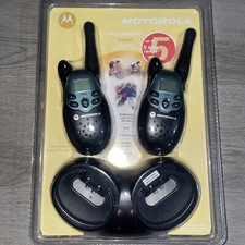 Motorola TalkAbout T5000R 5-Mile 22-Channels FRS/GMRS 2-Way Radios - Brand New