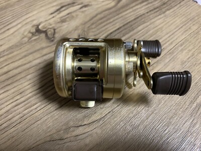 Shimano CALCUTTA 50xt SHIMANO CALCUTTA 50XT Right Handed Baitcasting Reel From
