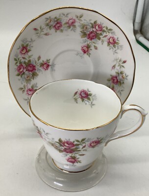 Duchess Bone China Tea Cup Saucer England Gold Trim Flowers  June Bouquet  #981
