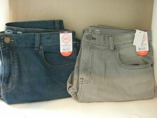  2 PAIRS OF WONDER NATION SLIM STRETCH ADJUSTABLE WAIST JEAND SIZE 16 HUSKY