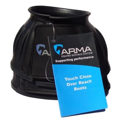 SCHWARZE Gummi-Over-Reach-Stiefel Shires Arma ein Paar alle Größen Touch-Close-Verschluss