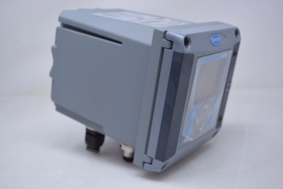 LXV404.99.10552 / SC200 CONTROLLER / HACH - Image 3 of 4