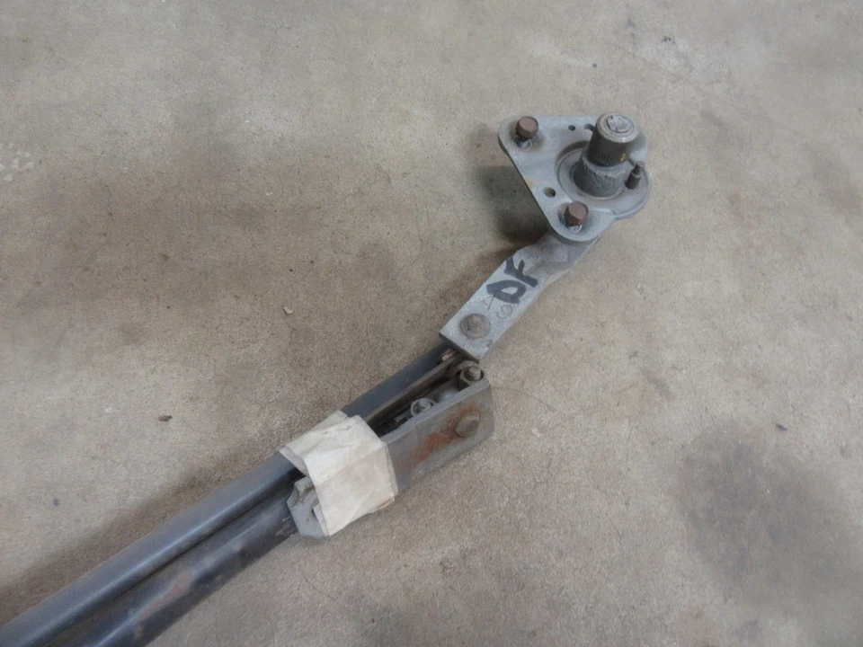 1968 Chevrolet Impala Belair windshield wiper transmission arm linkage hot rod - Image 3 of 3