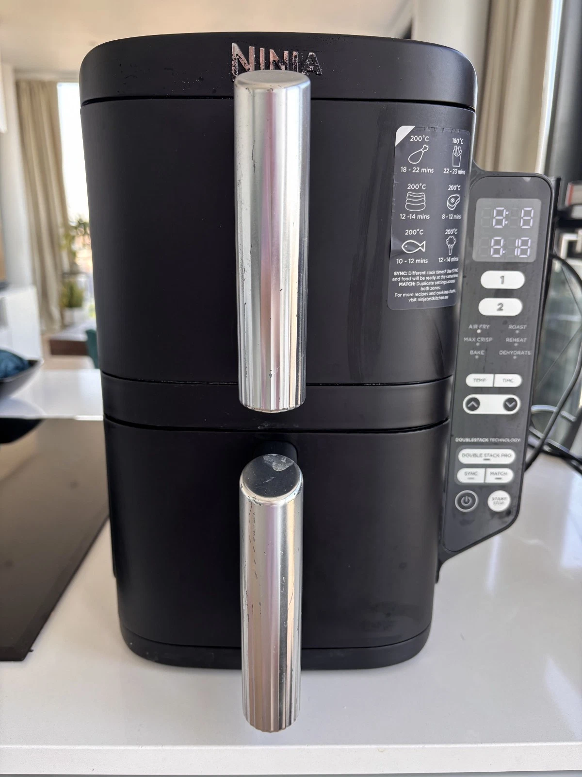 Ninja Double Stack 2-Drawer Air Fryer 7.6L – SL300UK
Opens in a new window or tab