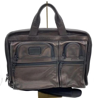 Sac à main d'affaires pour hommes en cuir marron foncé mallette 2 voies TUMI ... - Photo 1/4