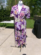 JONES NEW YORK VINTAGE PURPLE FLORAL SKIRT SET 8