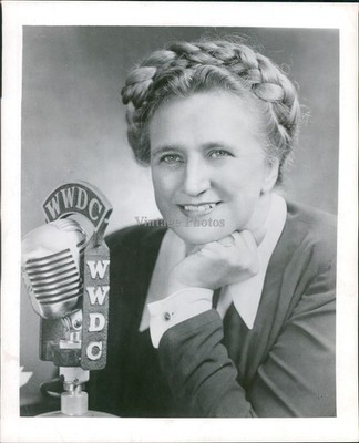 1945 Esther Van Wagoner Tufty Wwdc Beautiful Woman Historic Vintage Photo 8x10
