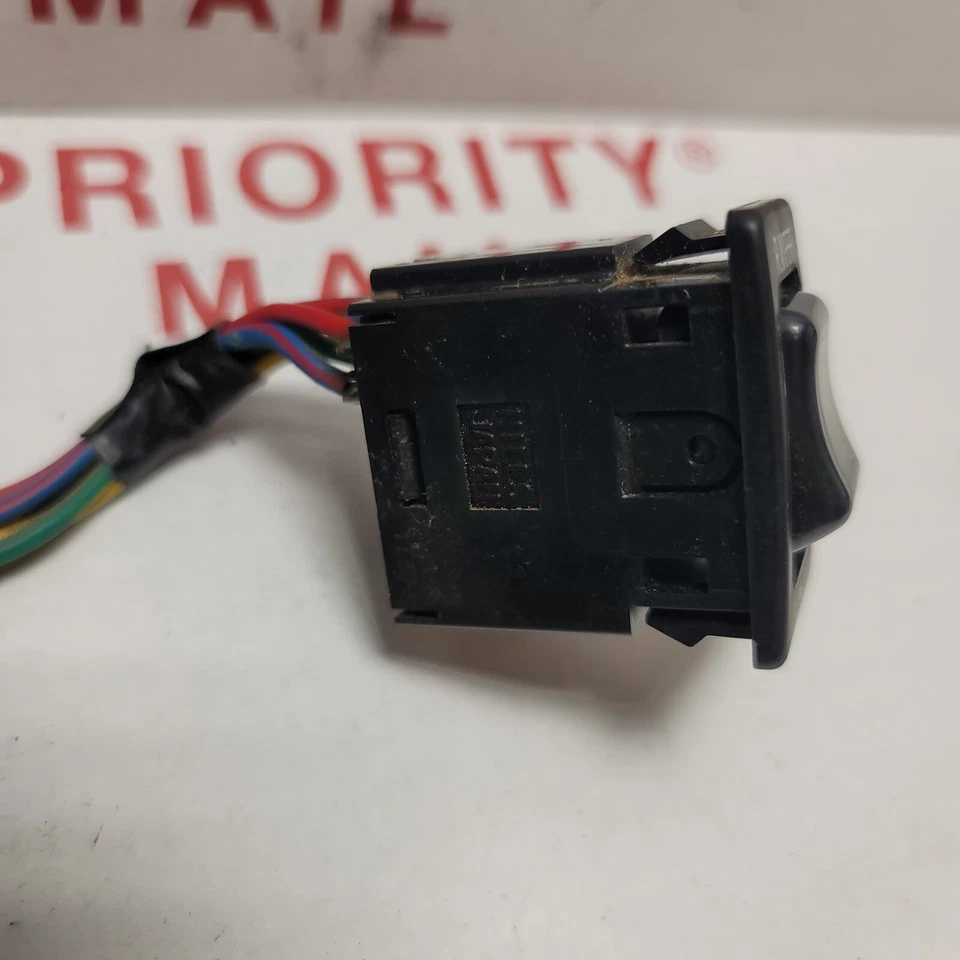 92-94 SUBARU LOYALE GL DL ПЕРЕКЛЮЧАТЕЛЬ УПРАВЛЕНИЯ СТЕКЛООЧИСТИТЕЛЕМ ЗАДНЕГО СТЕКЛА OEM - Изображение 3 из 4